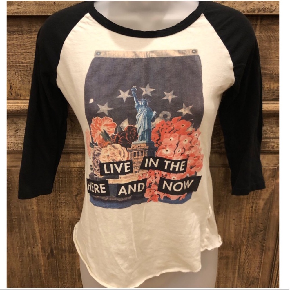 Graphic Tee with 3/4 sleeves